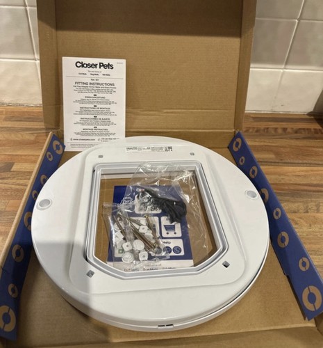 Closer pets microchip cat flap - cat,