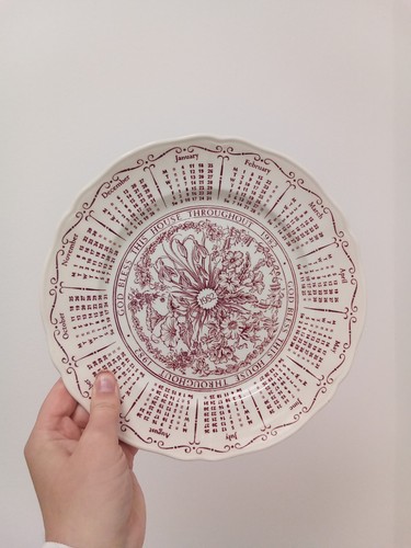 Ringtons 1982 calendar plate