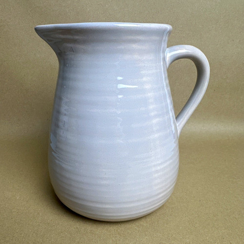 White ceramic jug 750ml - 750ml, round