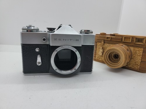 Zenit 35mm slr film camera - zenit-b,