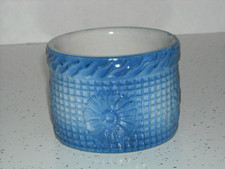 Small 1/2# Blue & White Daisy