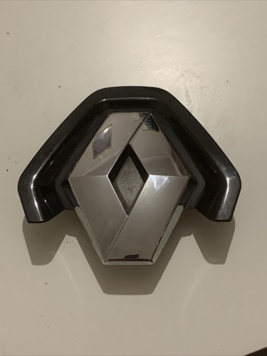 Genuine front logo badge - front,