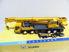 XCMG QY70K MOBILE CRANE 1/50