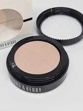 Lord & Berry Powder Face Blush