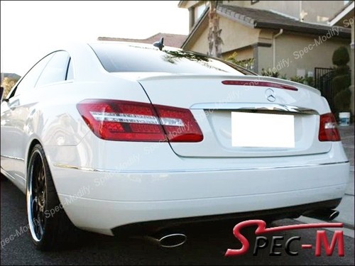 Painted 650 white tail lip - painted,