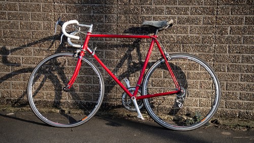 Vintage road bike - road,