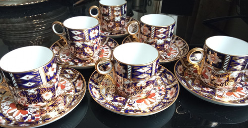 Royal crown derby - crown, imari
