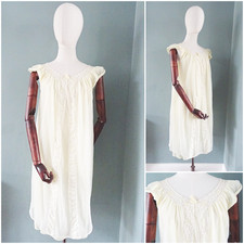 Vintage 1960s Nightgown Nighty