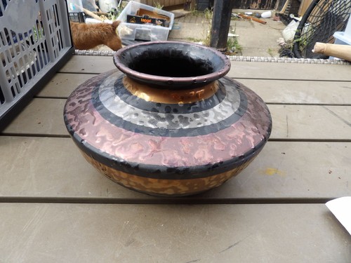 Studio pottery vase - ,, squat