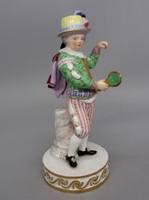 Exquisite 16 cm Meissen Porcelain Figure of Boy Playing Badmington Model F31