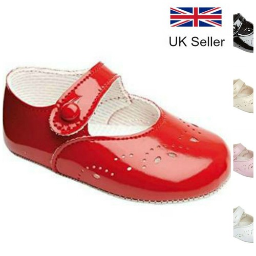 Baby girls pram shoes - pram,