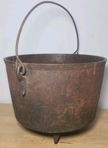 Antique cast iron legged - cast, 3-legged