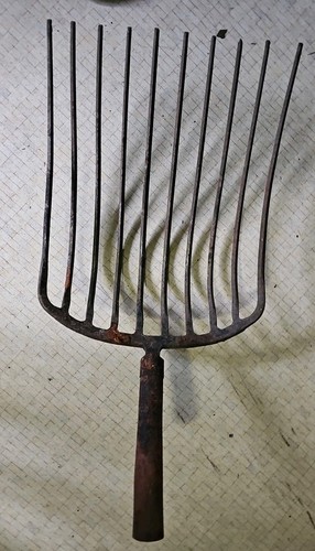 Tine hay pitch fork - 10,