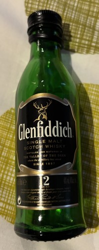 Glenfiddich year old scotch - 12,