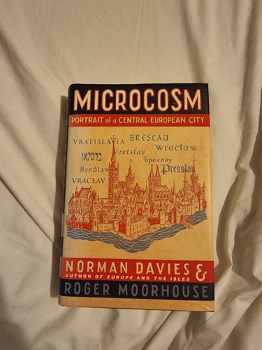 Microcosm portrait of - microcosm:,