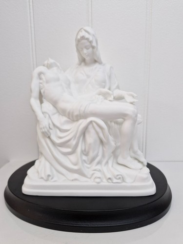 Pieta michelangelo jesus - pieta,
