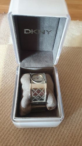 Dkny wrist watch original - wrist, in