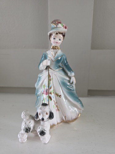 Vintage fairylite lady walking - vintage,