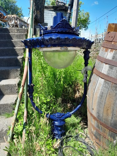 Very large cast iron - cast,
