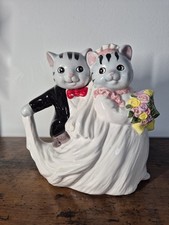 Porcelain cat wedding - porcelain, teapot