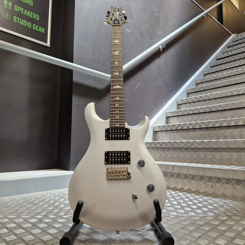 Pre owned prs ce24 standard - pre-owned,