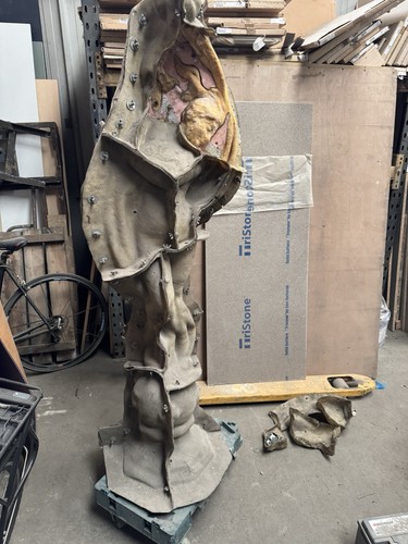Large 6ft woman - large, on