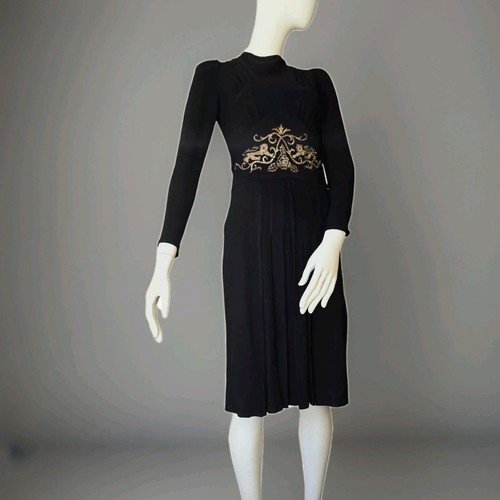 True vintage 1940s - vintage,