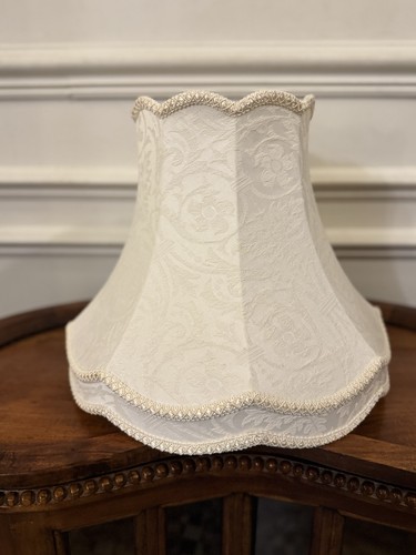 Vintage ivory scalloped - scalloped, fabric
