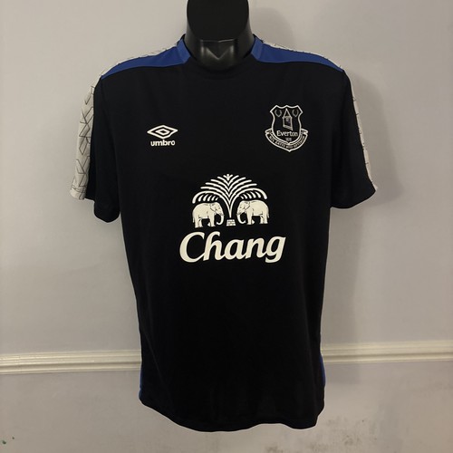 Everton football training - everton,