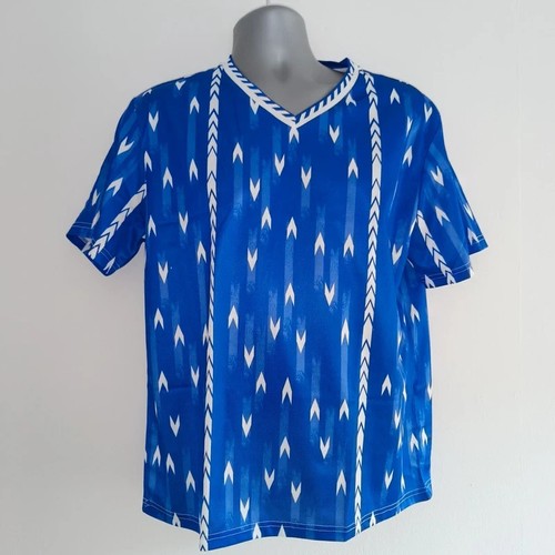 Retro style football shirt - , /