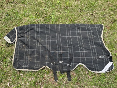 Lightly used horseware - used, rhino