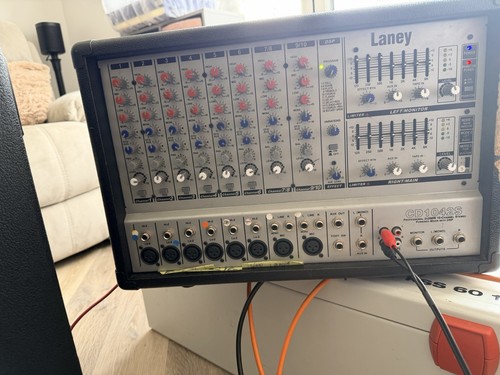 Laney cd1042s powered mixer - powered, 10