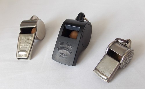 Vintage the acme whistles - vintage,