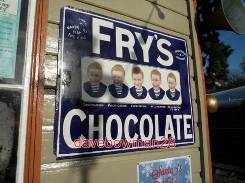 Photo frys chocolate sign at - photo,