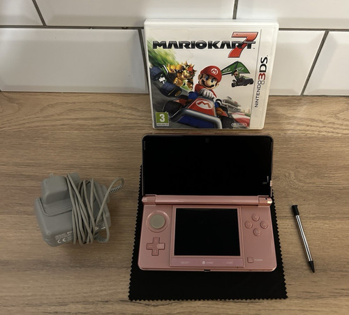 Nintendo 3ds pink handheld - nintendo,