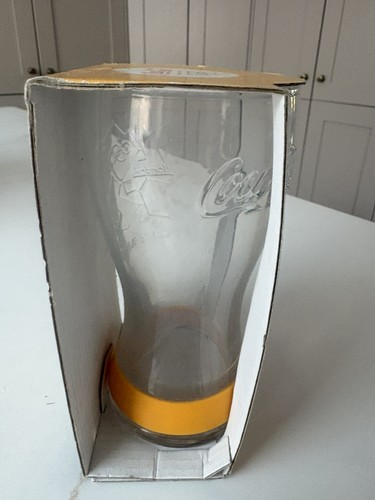 Mcdonald coca cola - coca,