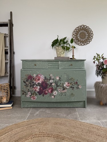 Vintage stag small chest - small,