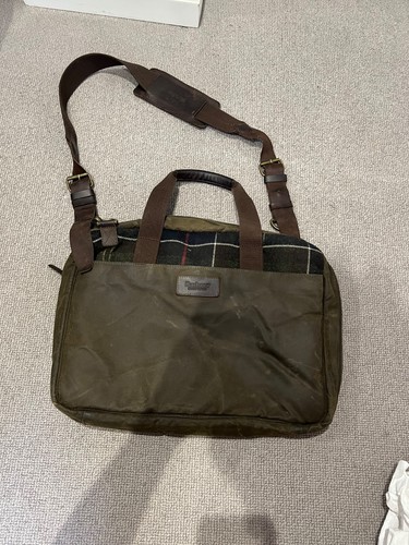 Barbour wax cotton laptop bag - wax,