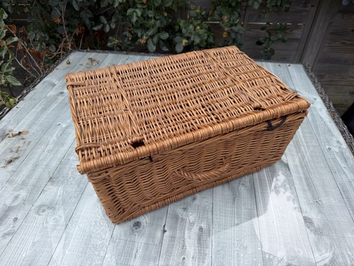 Vintage woven wicker - woven,