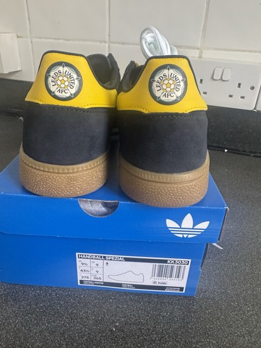 Adidas spezial leeds united - spezial,