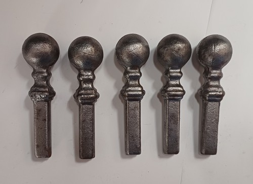 Rail heads tops - tops, safety