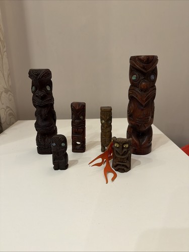 Vintage māori tekoteko and - vintage,