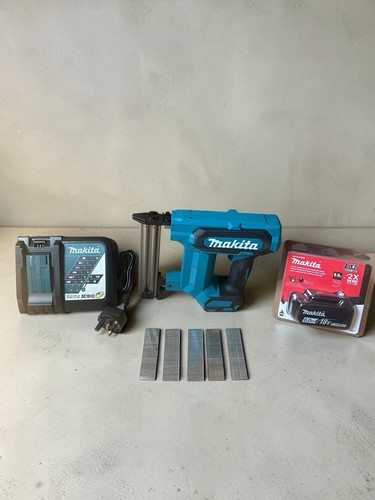18v cordless nail gun set - gun,