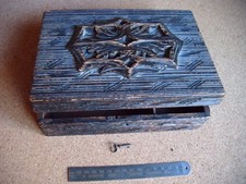 Vintage Wooden Jewellery / Trinket Box with lock & key - dark tone & oak leaf