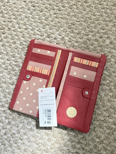 Large red radley cirencester - large,