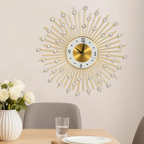 Large silent metal wall - silent,