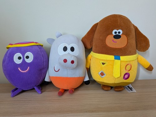 Hey duggee talking plush soft - duggee,