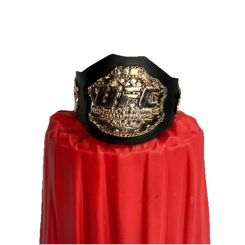 Ufc ultimate collector action - ultimate,
