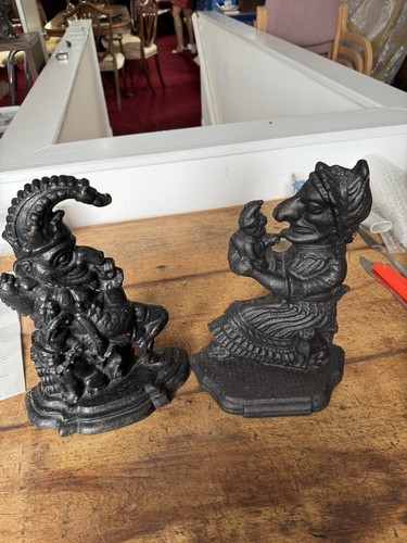 Pair antique 19th c cast - c,
