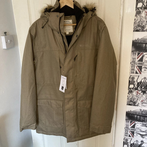Bnwt mountain warehouse - mountain,